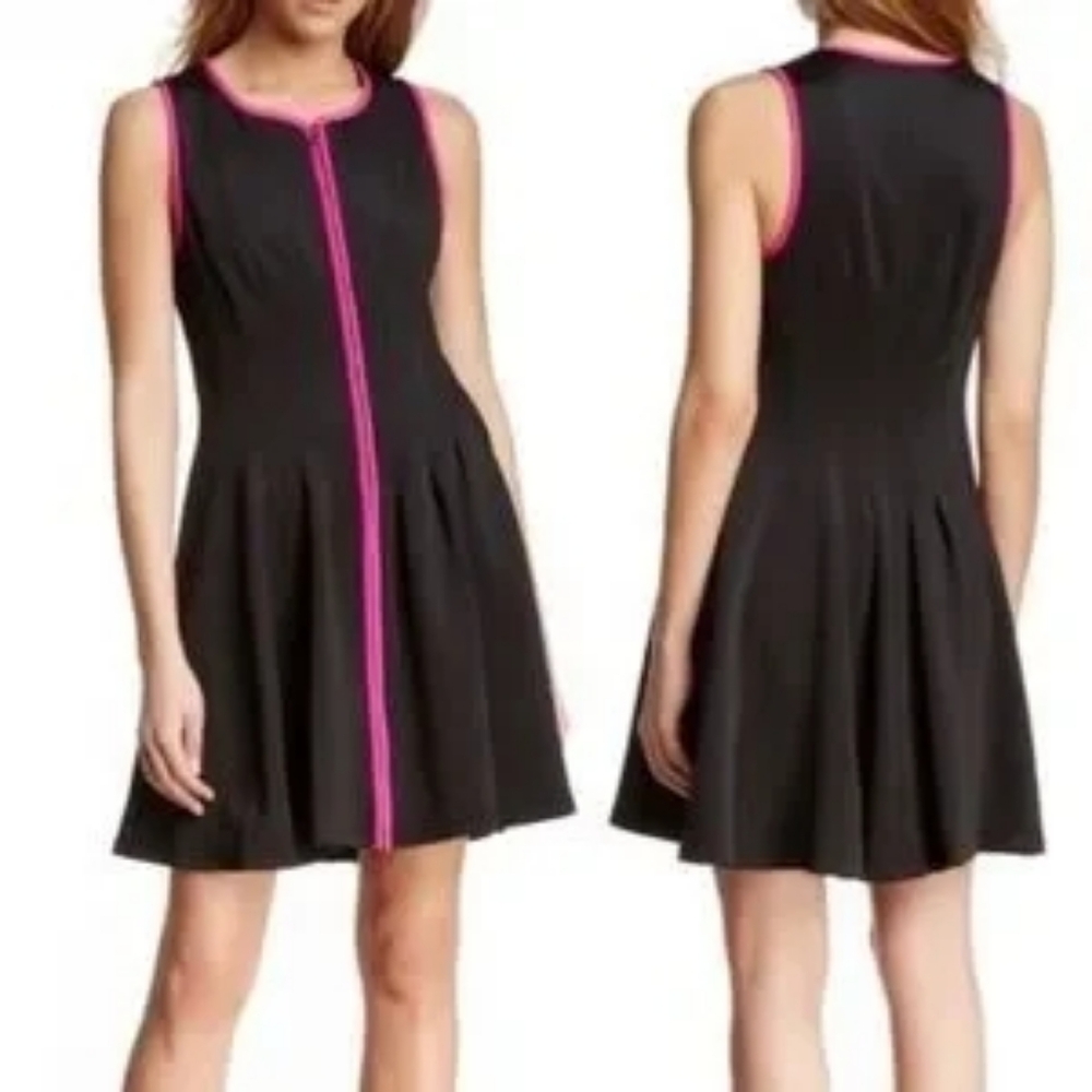Betsey Johnson Sleeveless Dress: Size 6